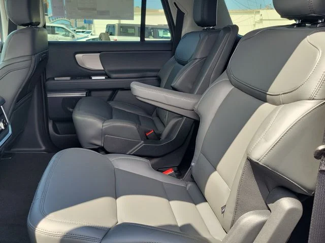 New 2027 Agate Black Metallic Ford Active image 12