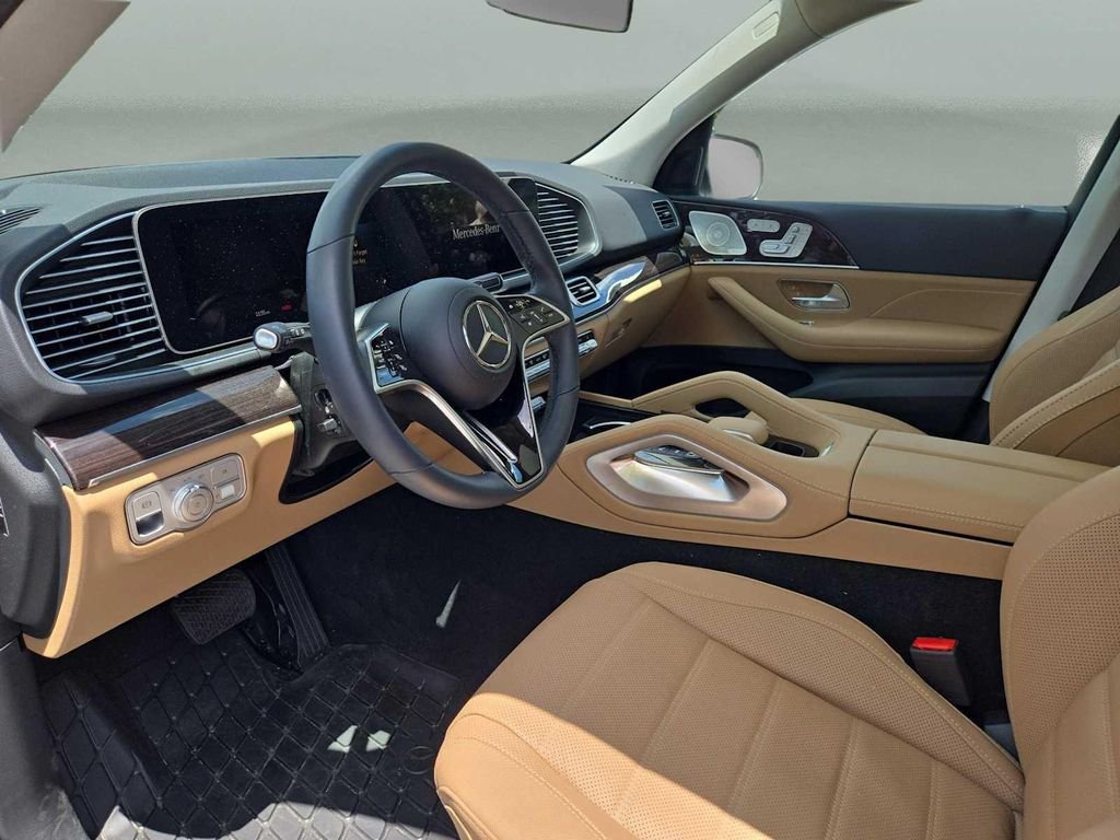 Used 2026 White Mercedes-Benz GLE 450 image 26