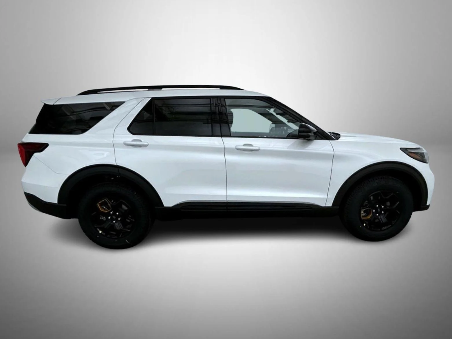 New 2026 White Ford Tremor image 4