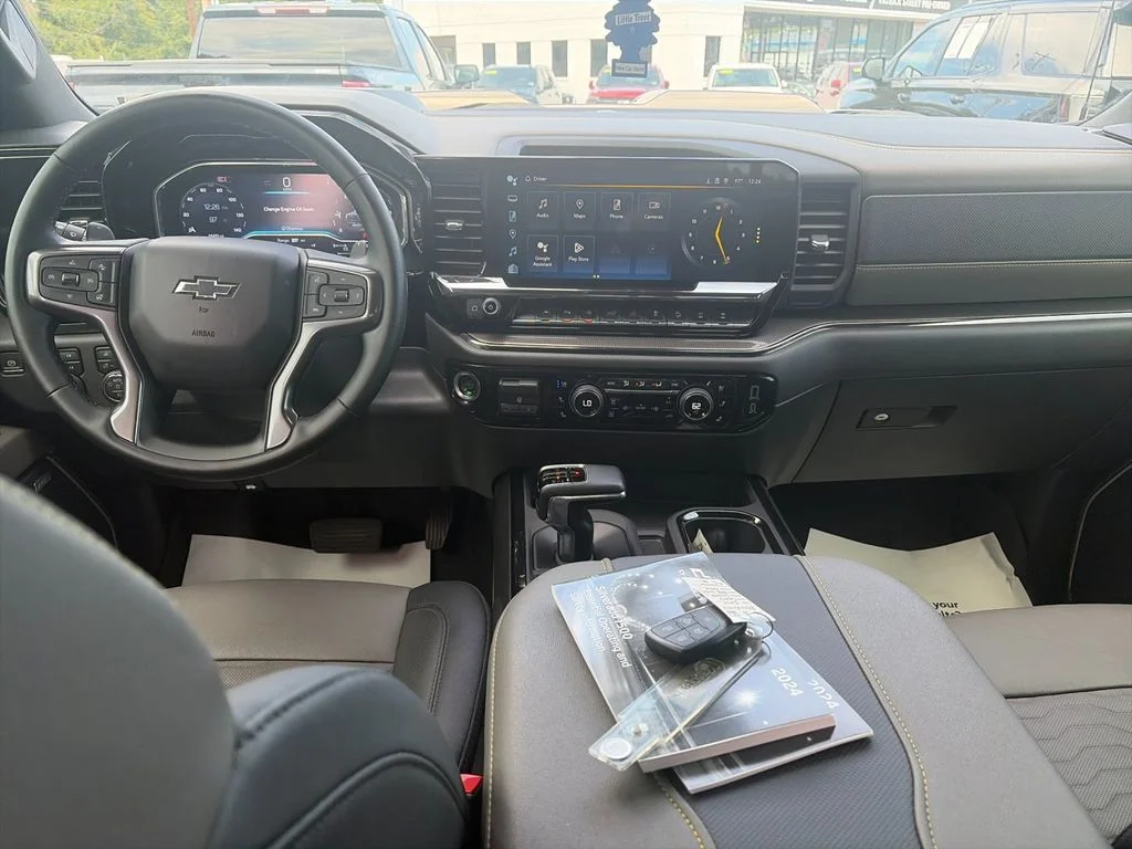 Used 2024 Gray Chevrolet ZR2 image 16