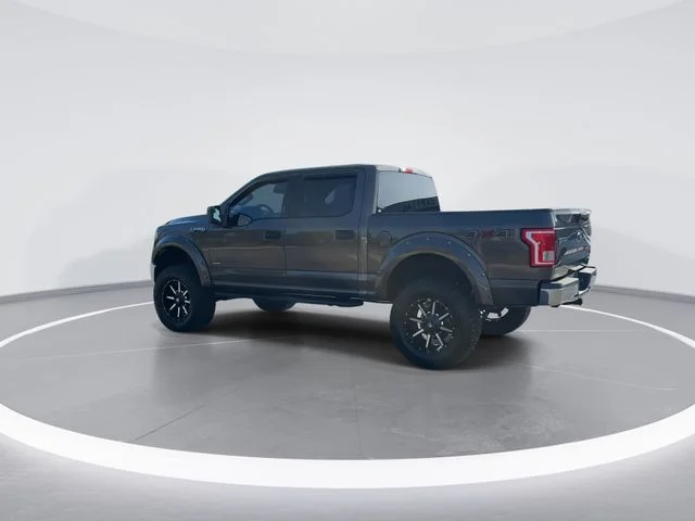 Used 2017 Brown Ford XLT image 5