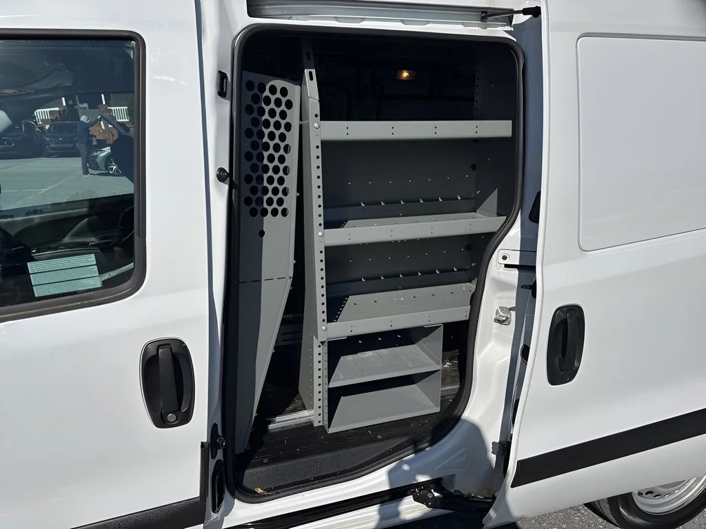 Used 2022 White Ram Base image 21
