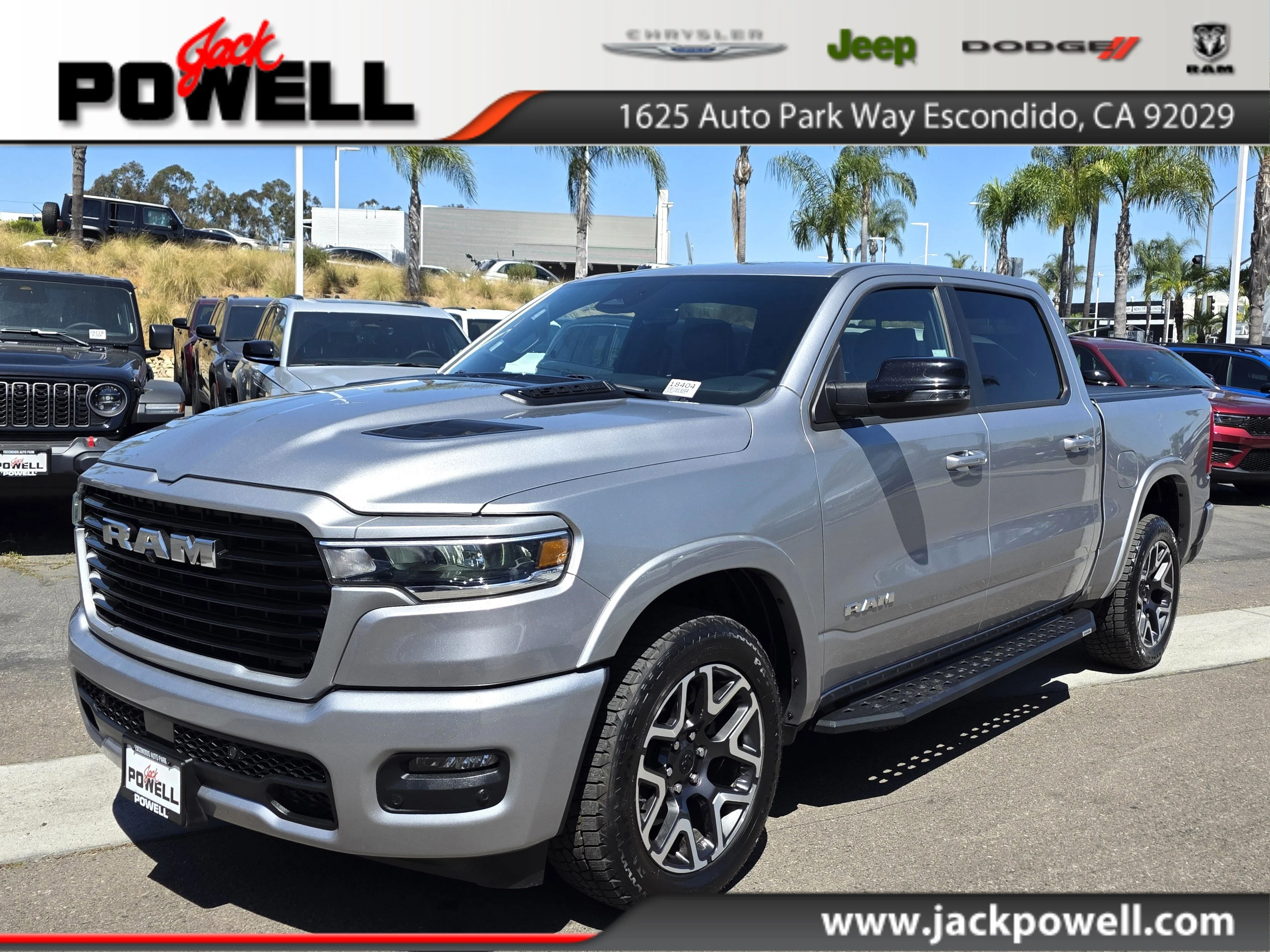 2025 RAM 1500 Laramie 4x4 Crew Cab 5'7's photo