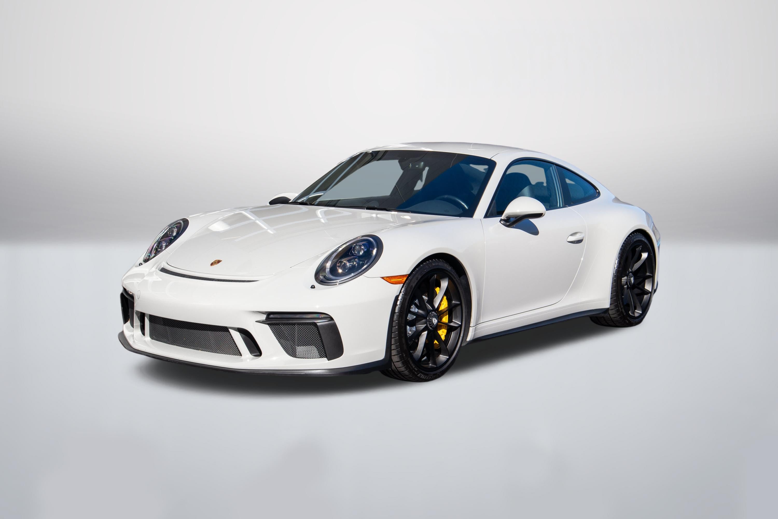 Used 2019 Chalk Porsche  image 1
