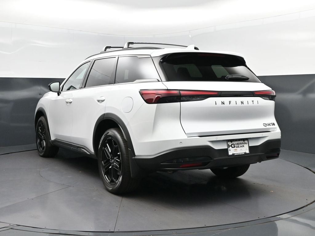 New 2027 RADIANT WHITE INFINITI Sport AWD image 5