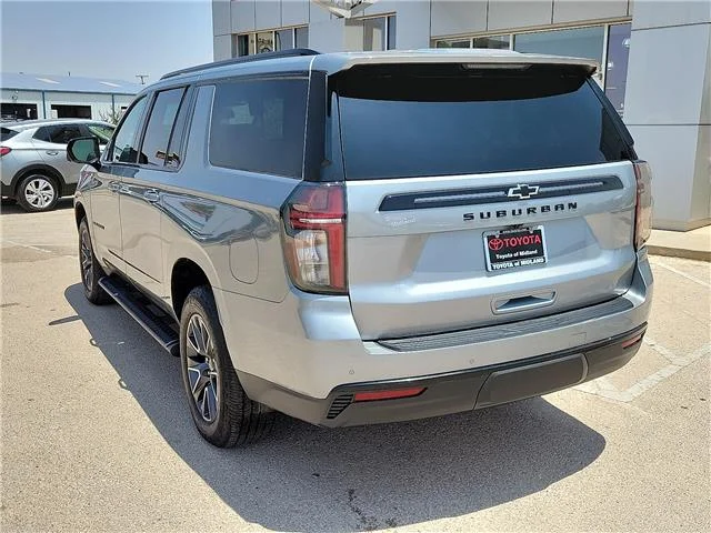 Used 2024 Midnight Blue Metallic Chevrolet Z71 4x4 image 2