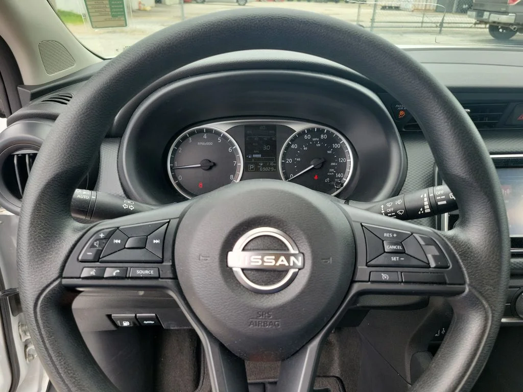 Used 2024 White Nissan S image 22