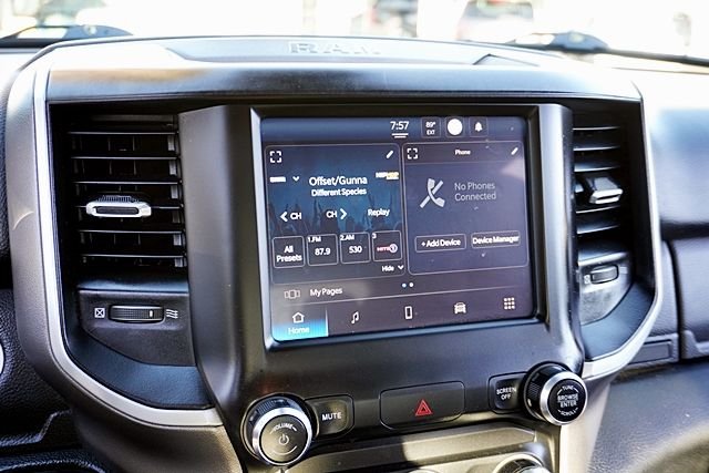 Used 2022 White Ram Big Horn/Lone Star image 26