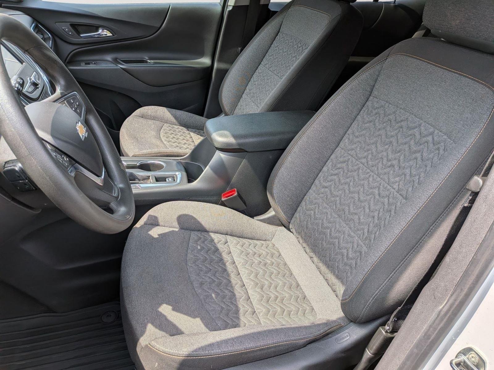 Used 2022 Summit White Chevrolet LT image 26