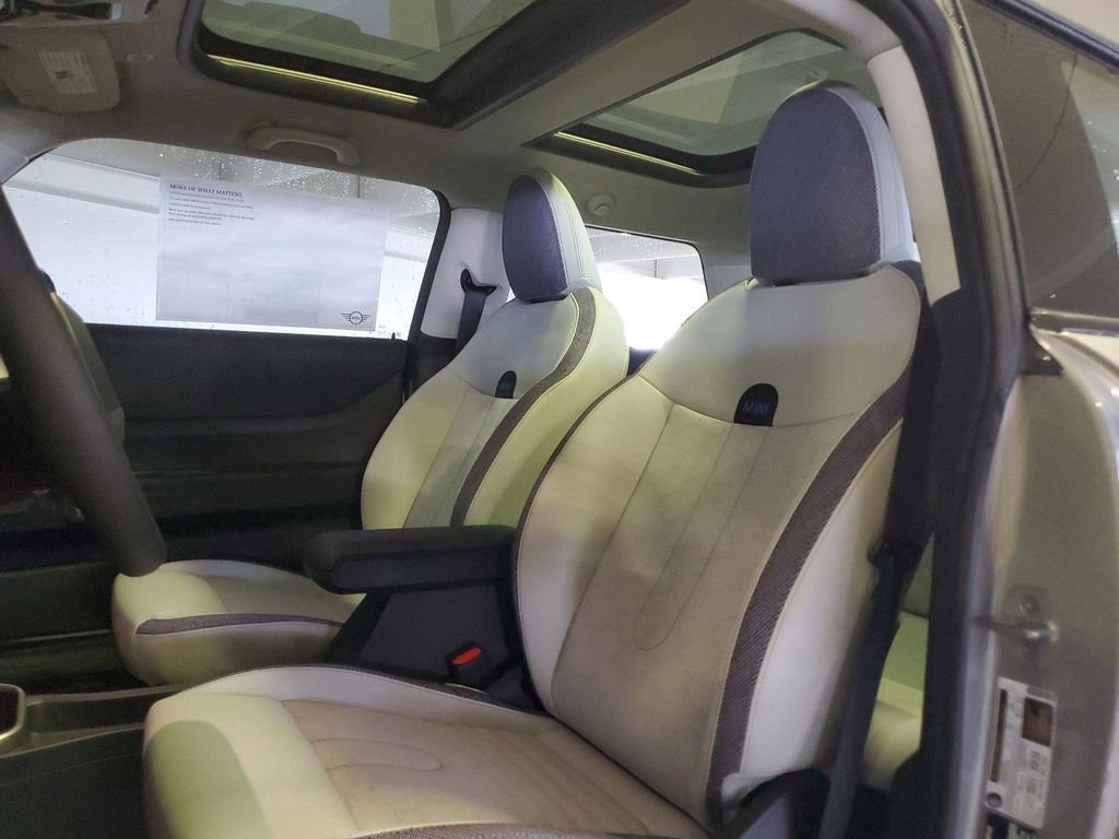 2025 MINI Hardtop 2 Door S - Photo 16