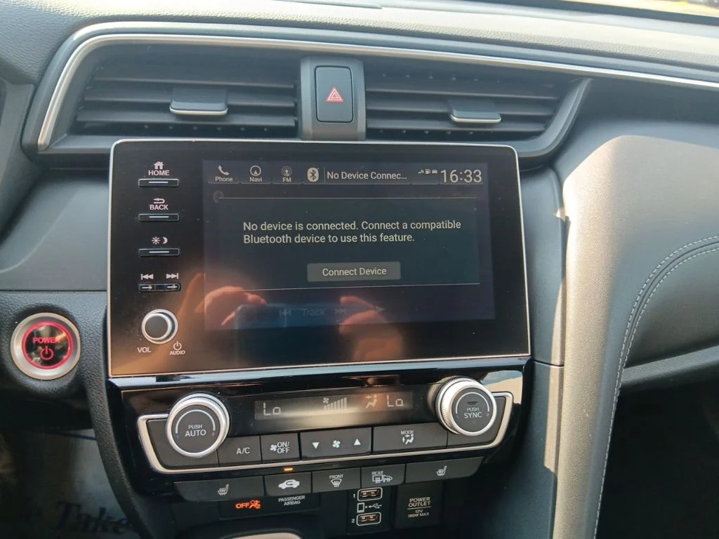 Used 2020 Black Honda Touring image 21
