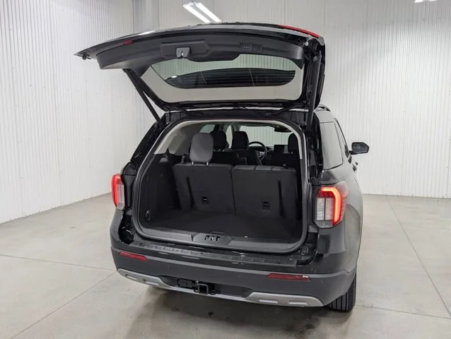New 2026 Agate Black Metallic Ford Active image 19