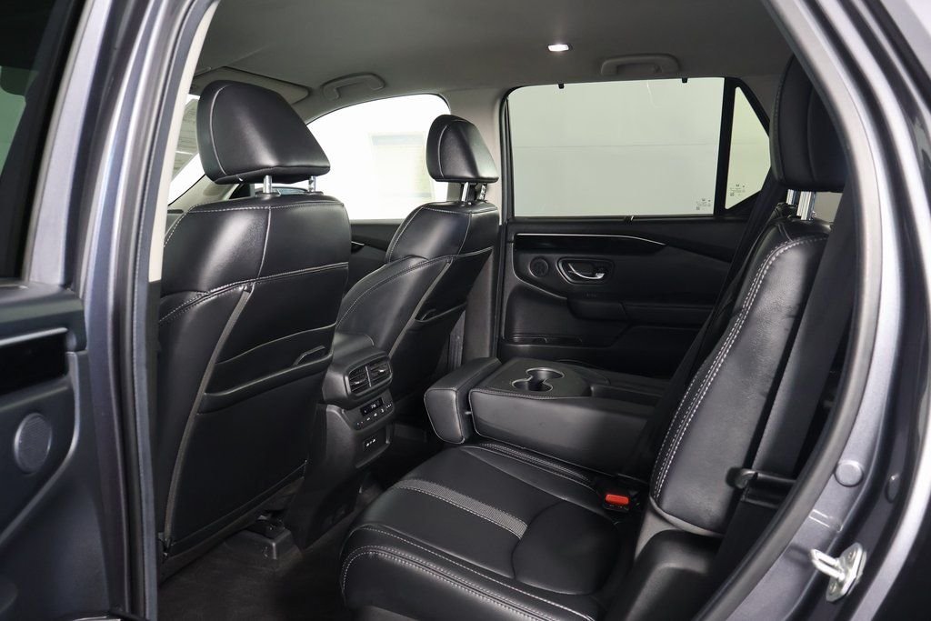 Used 2024 Modern Steel Metallic Honda EX-L image 11