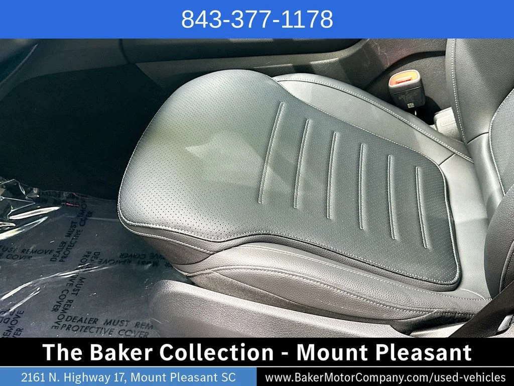Certified Used 2026 Black Mercedes-Benz GLC 300 image 19