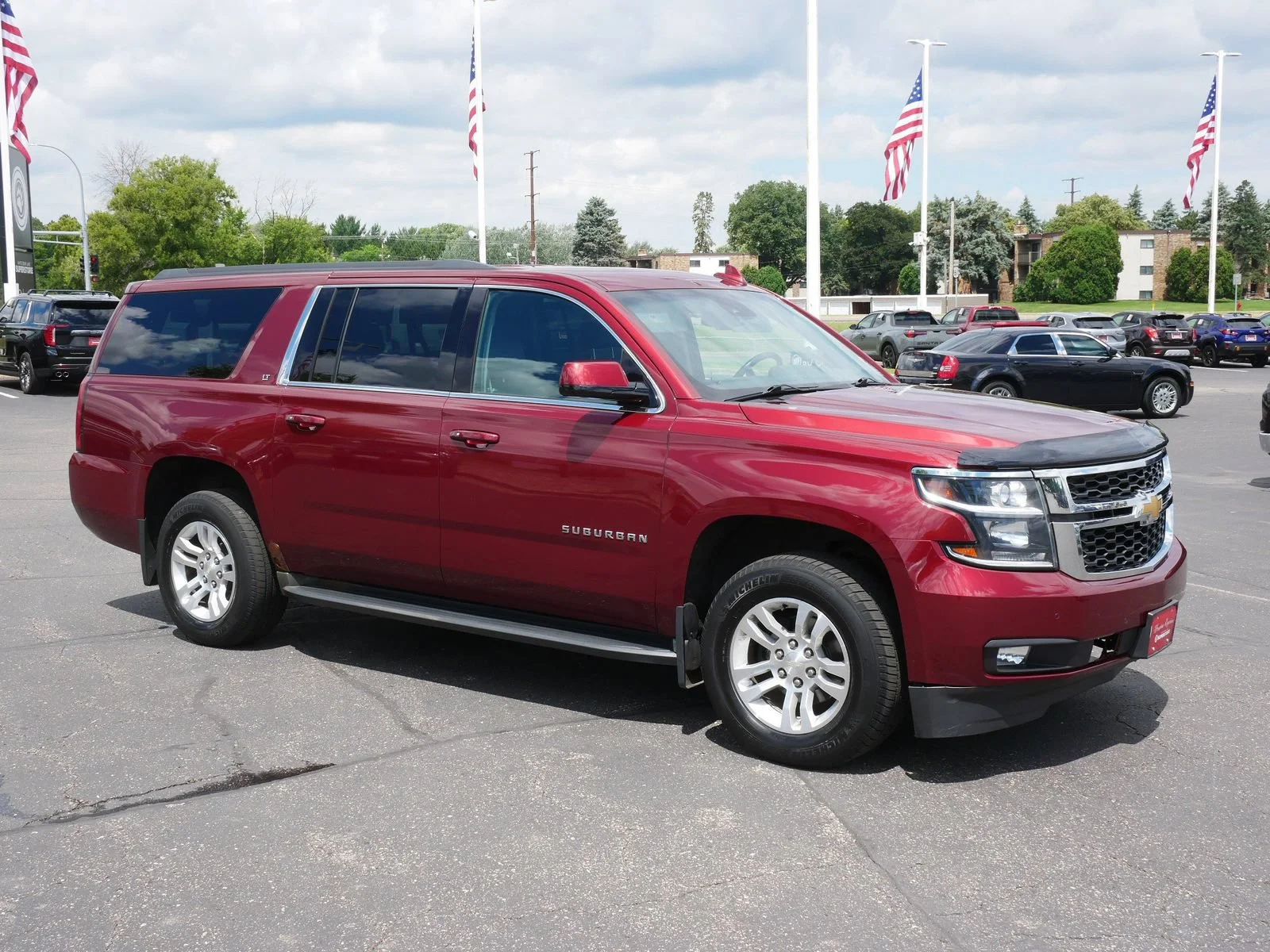 Used 2016 Chevrolet Suburban LT with VIN 1GNSKHKC4GR265140 for sale in White Bear Lake, Minnesota