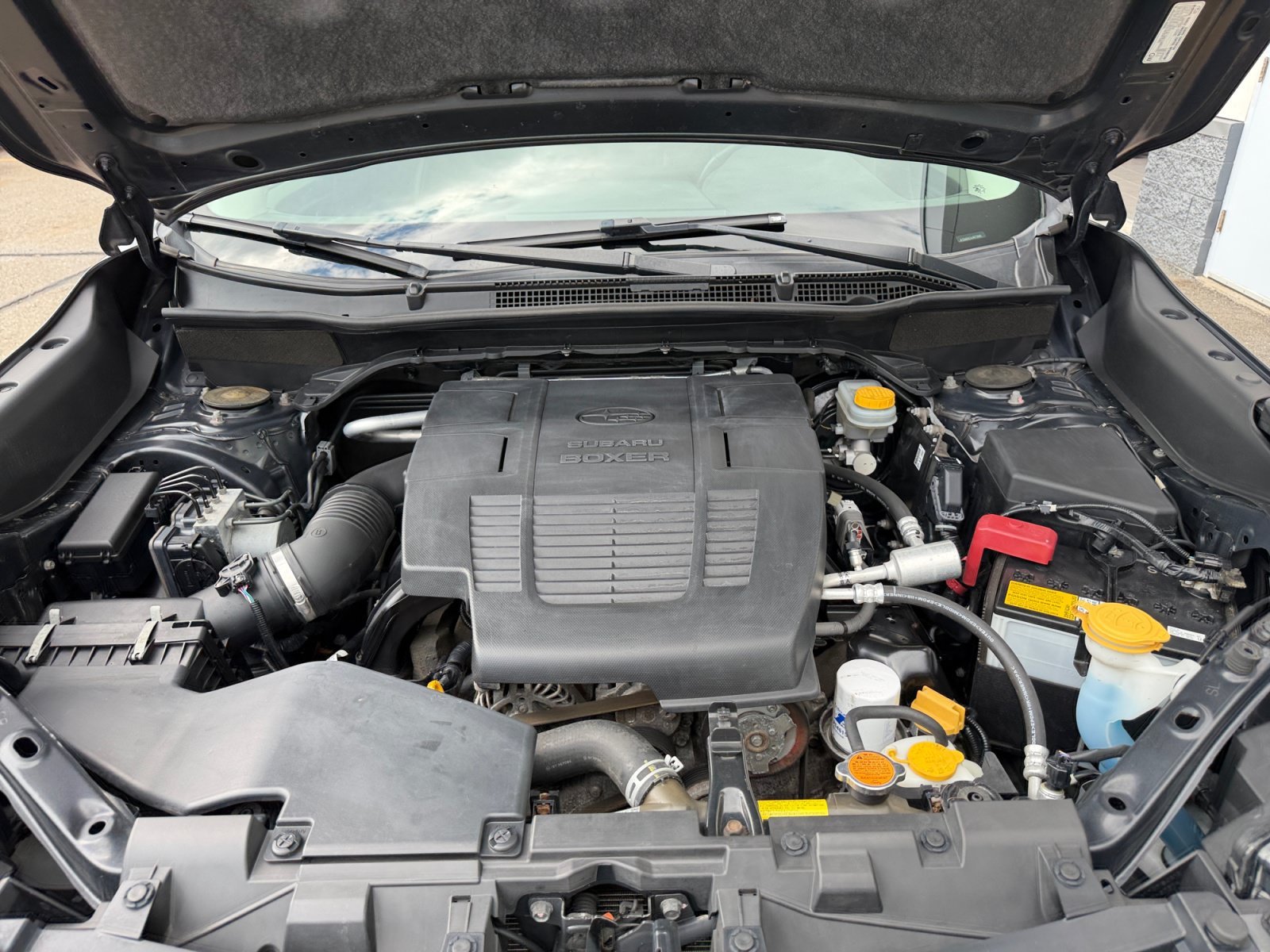 Used 2020 Magnetite Gray Metallic Subaru Limited image 6