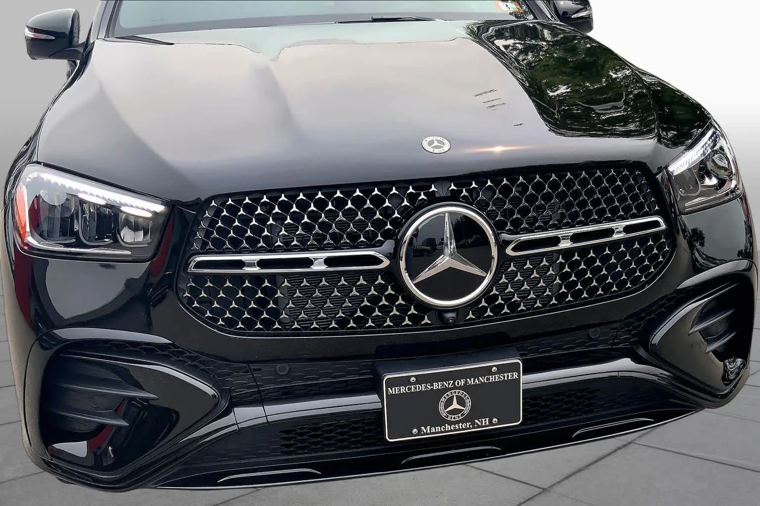 Certified Used 2026 Obsidian Black Metallic Mercedes-Benz GLE 450 image 31