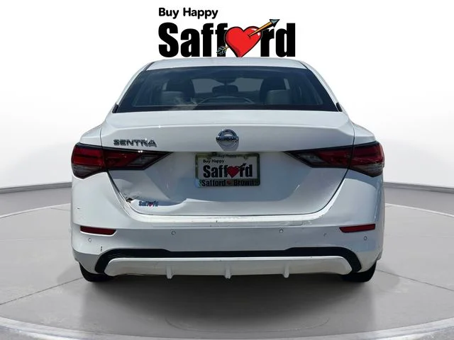 Used 2023 White Nissan S image 7