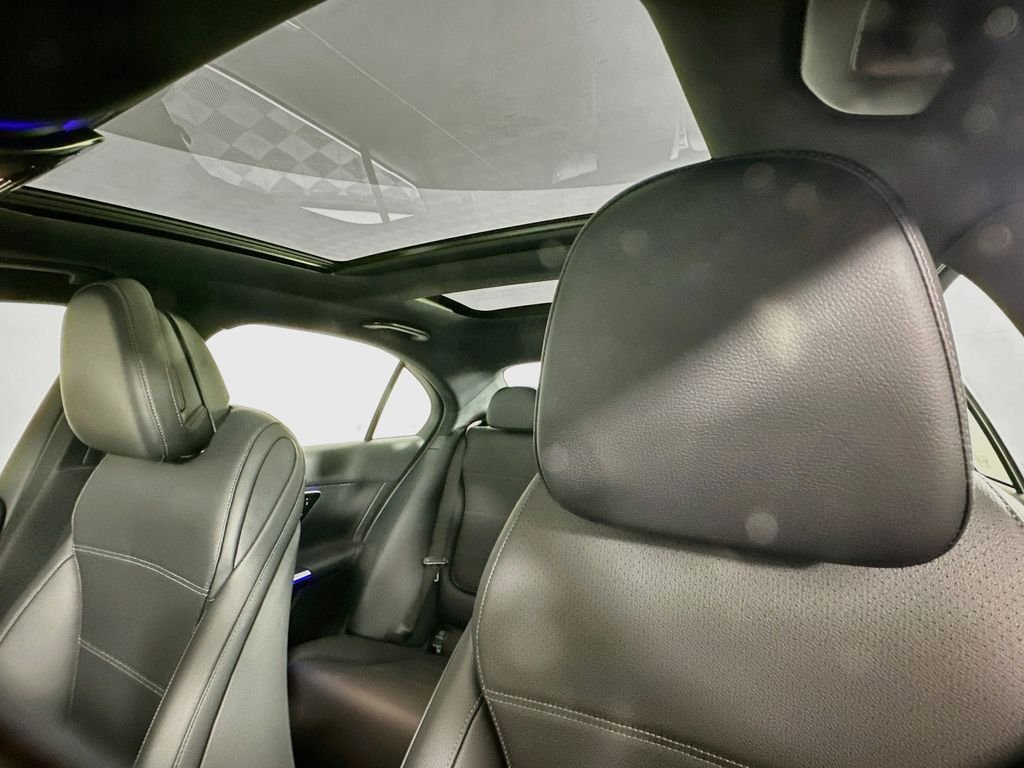 Used 2026 White Mercedes-Benz C 300 image 23