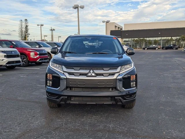 New 2027 Black Mitsubishi ES image 3