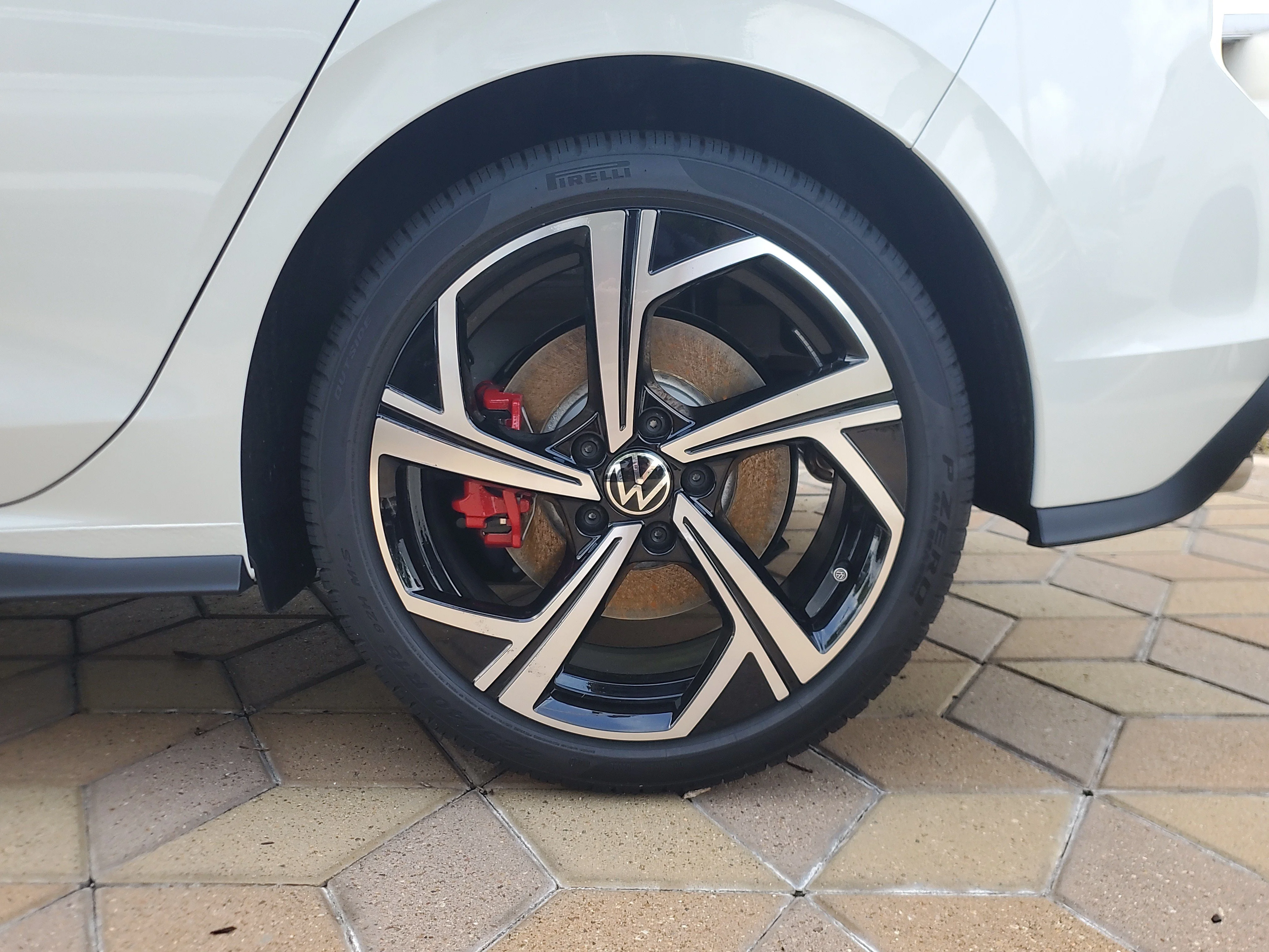 New 2026 White Volkswagen SE image 6