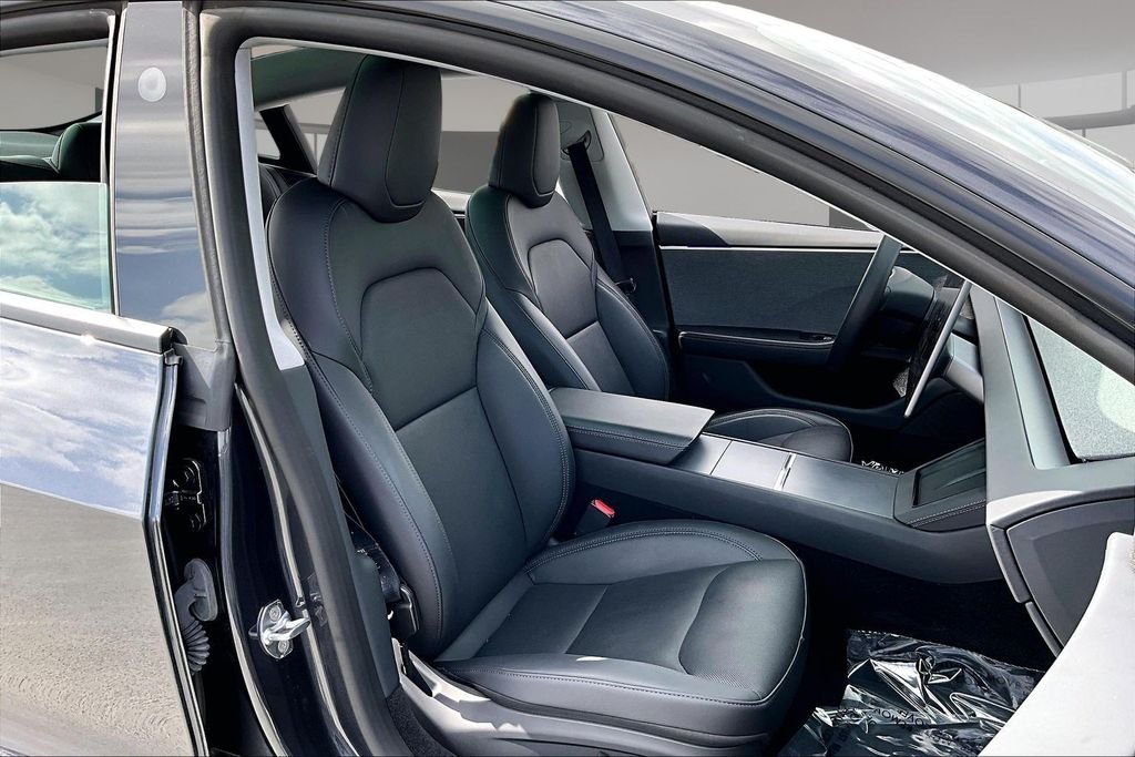 Used 2025 Stealth Gray Tesla Long Range image 27