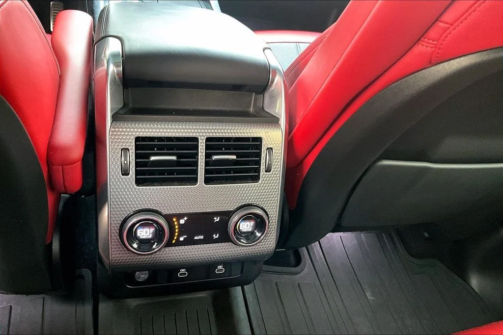 Used 2022 White Land Rover HST image 25