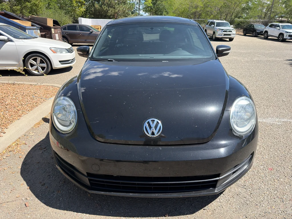Used 2012 Black Uni Volkswagen 2.5L w/Sun PZEV image 14