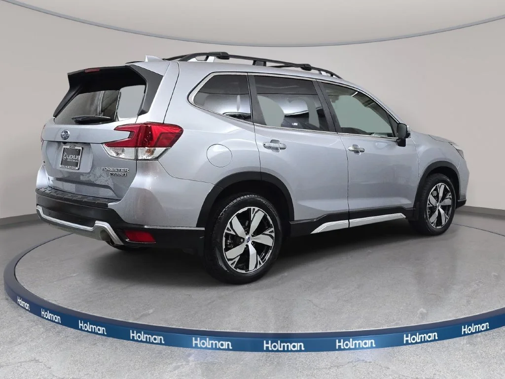 Used 2019 Silver Subaru Touring image 6