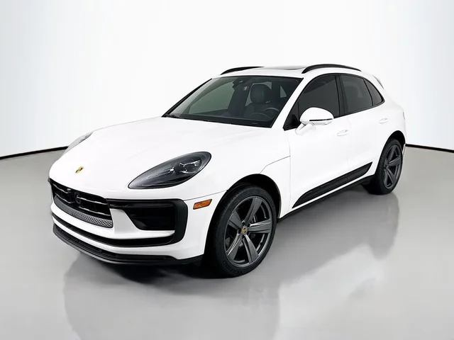 2023 Porsche Macan 