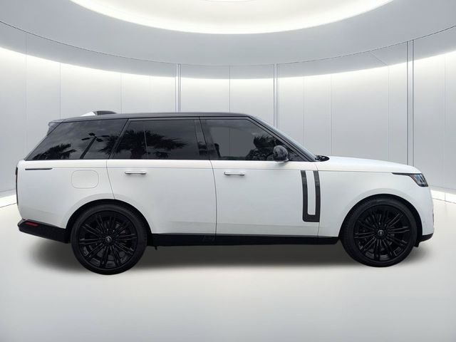 Used 2023 Fuji White Land Rover Autobiography image 7