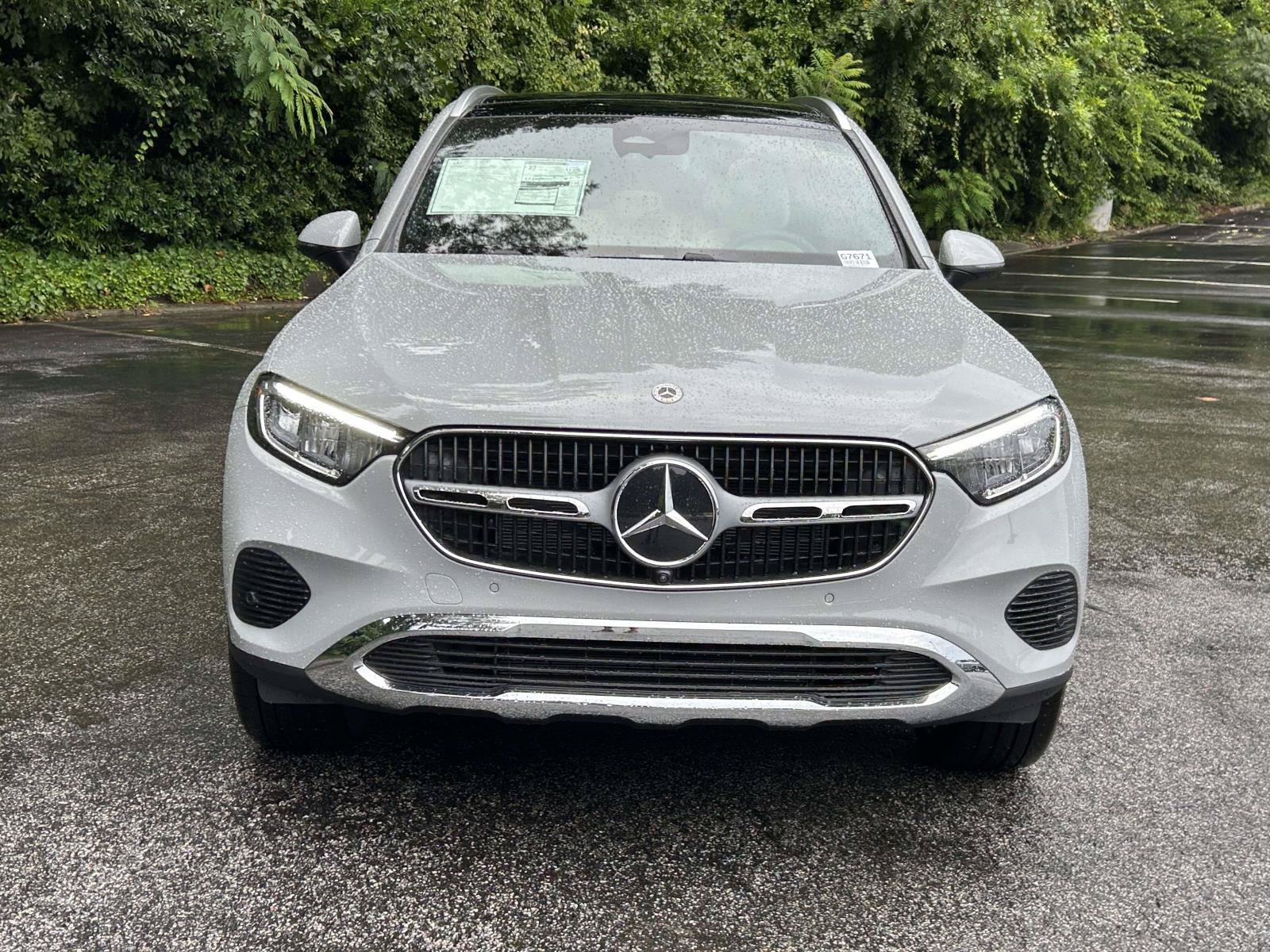 New 2027 MANUFAKTUR Alpine Grey Mercedes-Benz GLC 300 SUV image 3