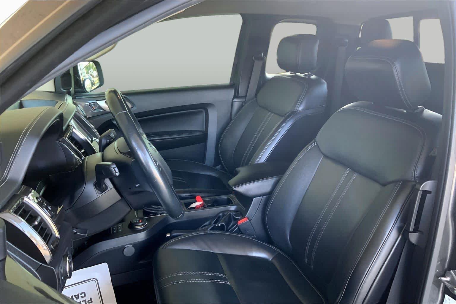 Certified Used 2020 Magnetic Metallic Ford LARIAT image 8