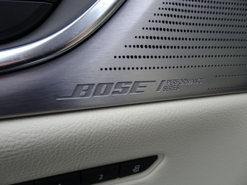 Used 2021 White Cadillac Premium Luxury image 12