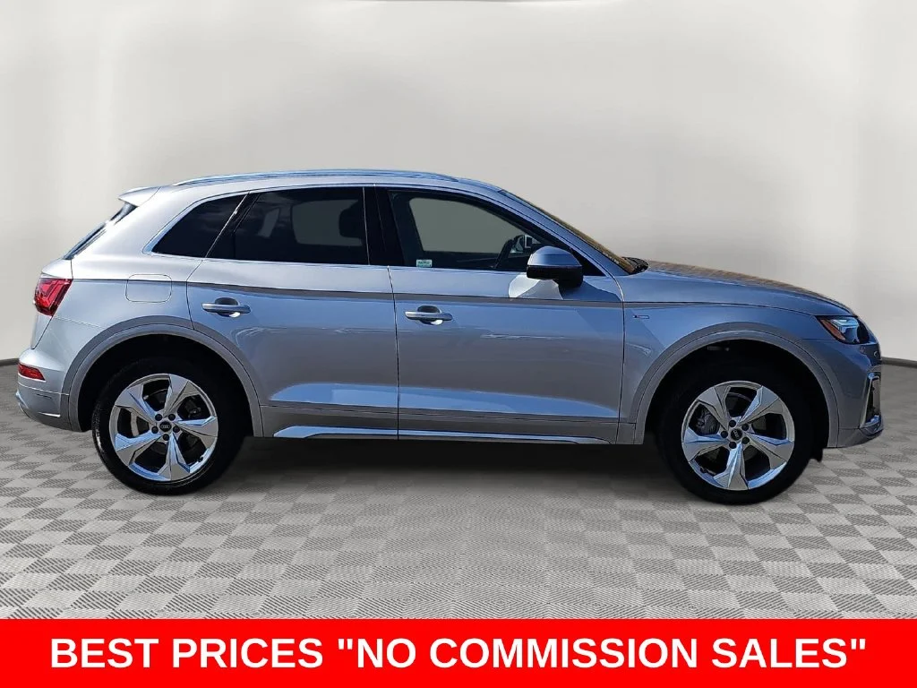 Used 2023 Silver Audi 45 S line Premium image 2