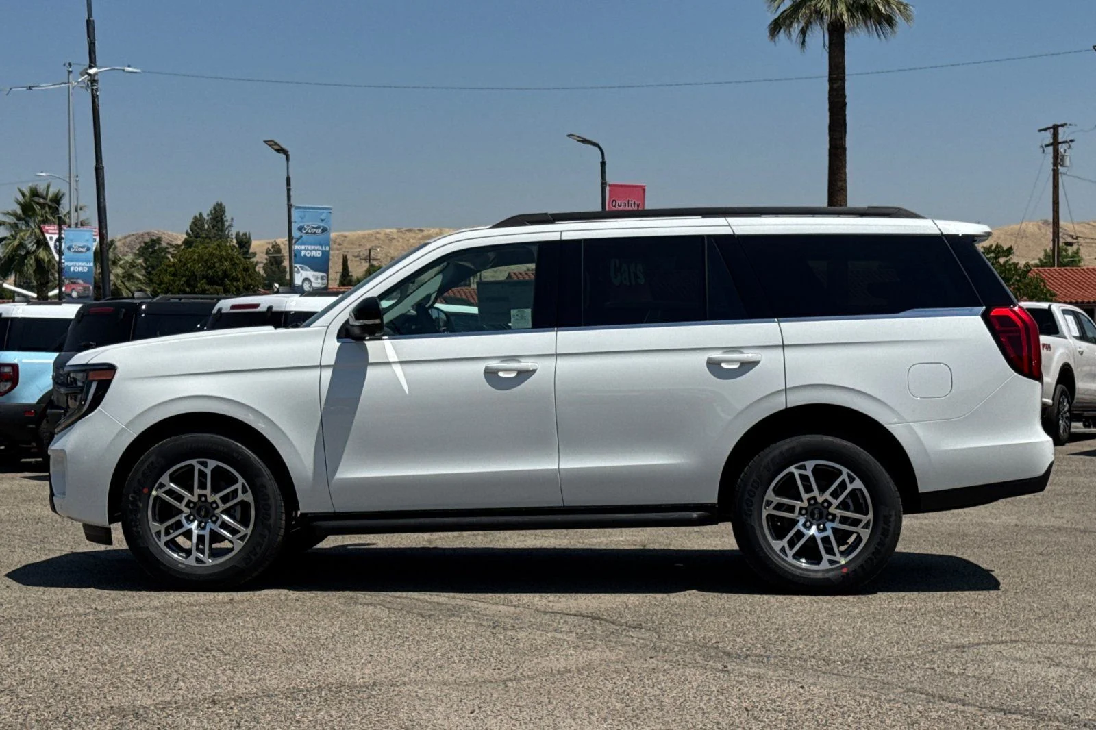 New 2026 Star White Metallic Tri-Coat Ford Active image 8