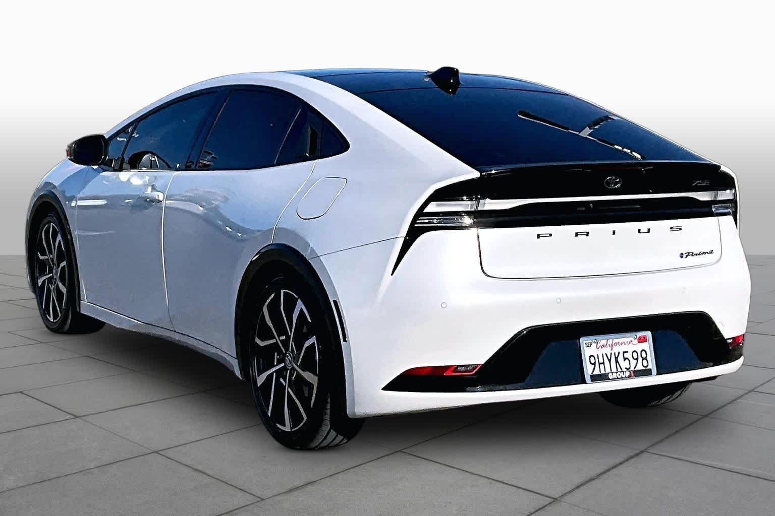 Used 2023 Wind Chill Pearl Toyota XSE Premium image 11