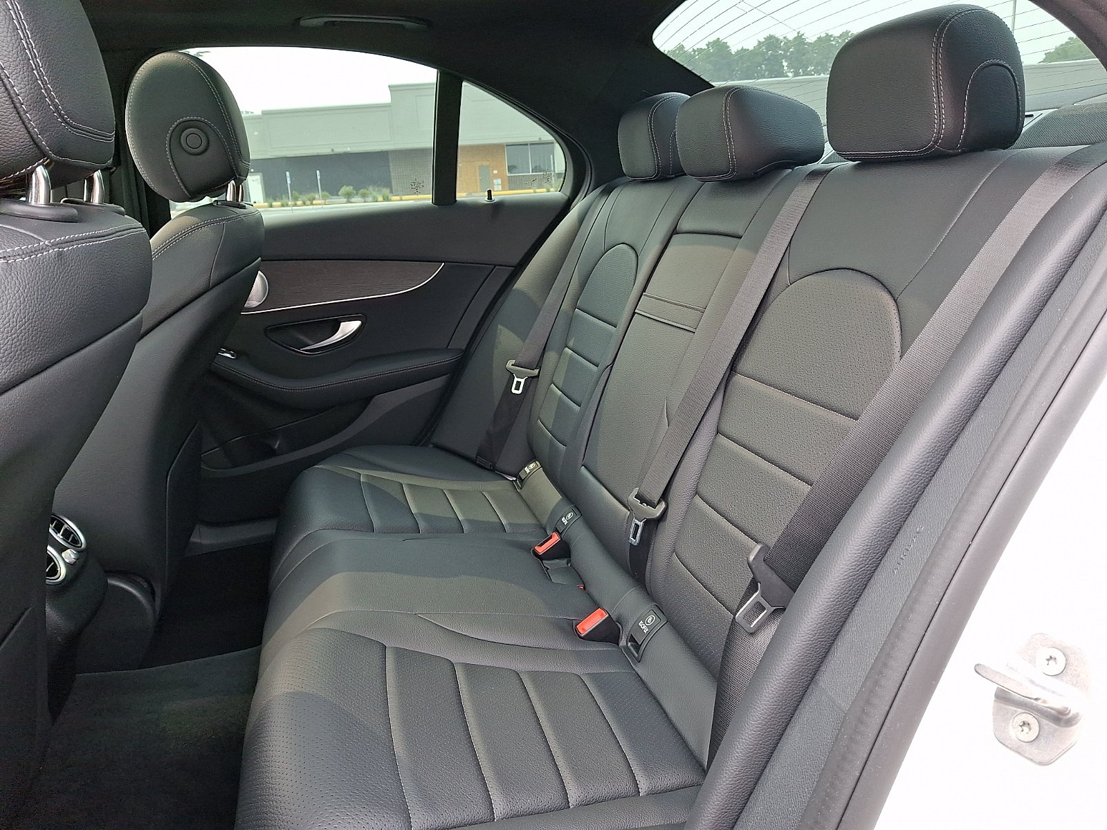 Certified Used 2021 Polar White - 149 Mercedes-Benz 4MATIC® Sedan image 10