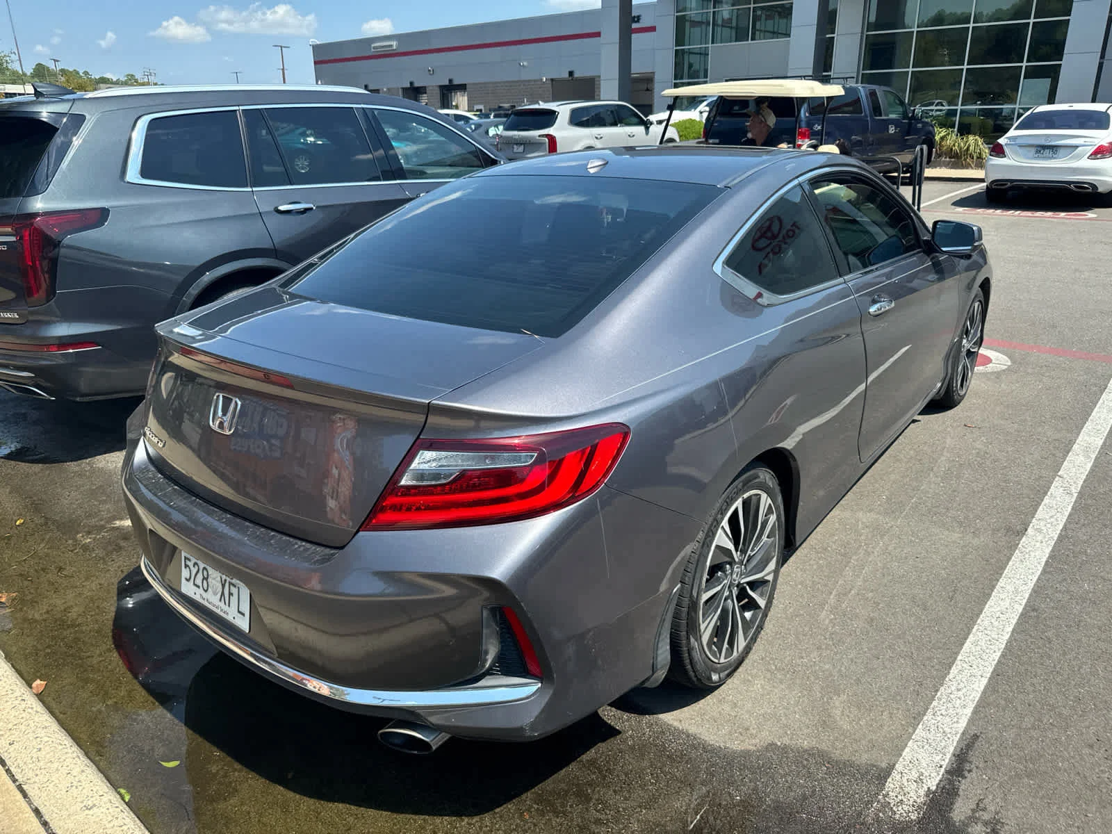 Used 2017 Modern Steel Metallic Honda EX image 4