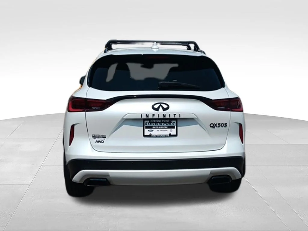Used 2025 Radiant White INFINITI SPORT image 5