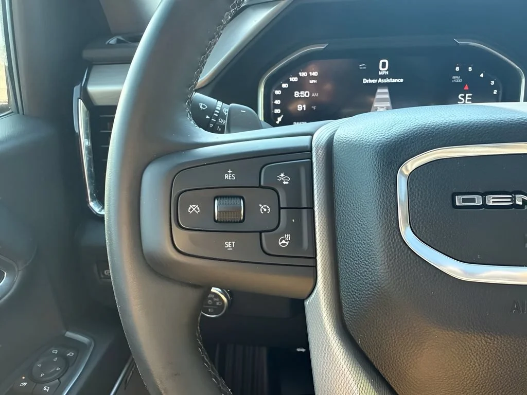 Used 2023 Onyx Black GMC Denali image 17