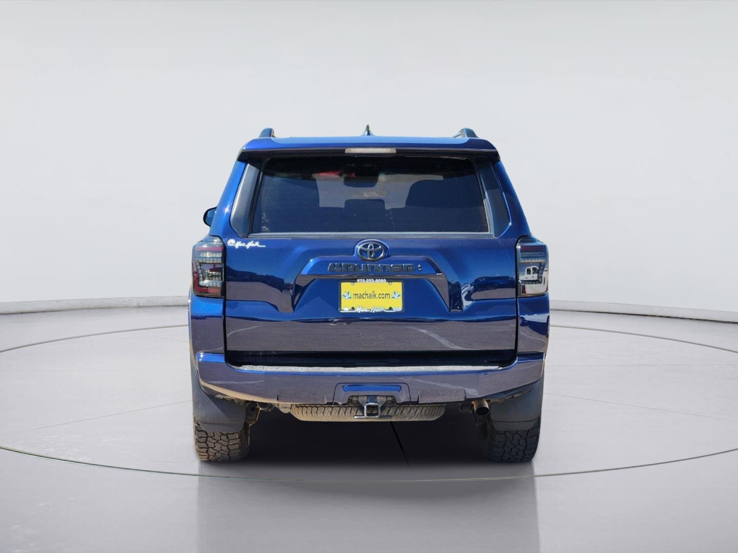 Used 2022 Nautical Blue Metallic Toyota SR5 image 5