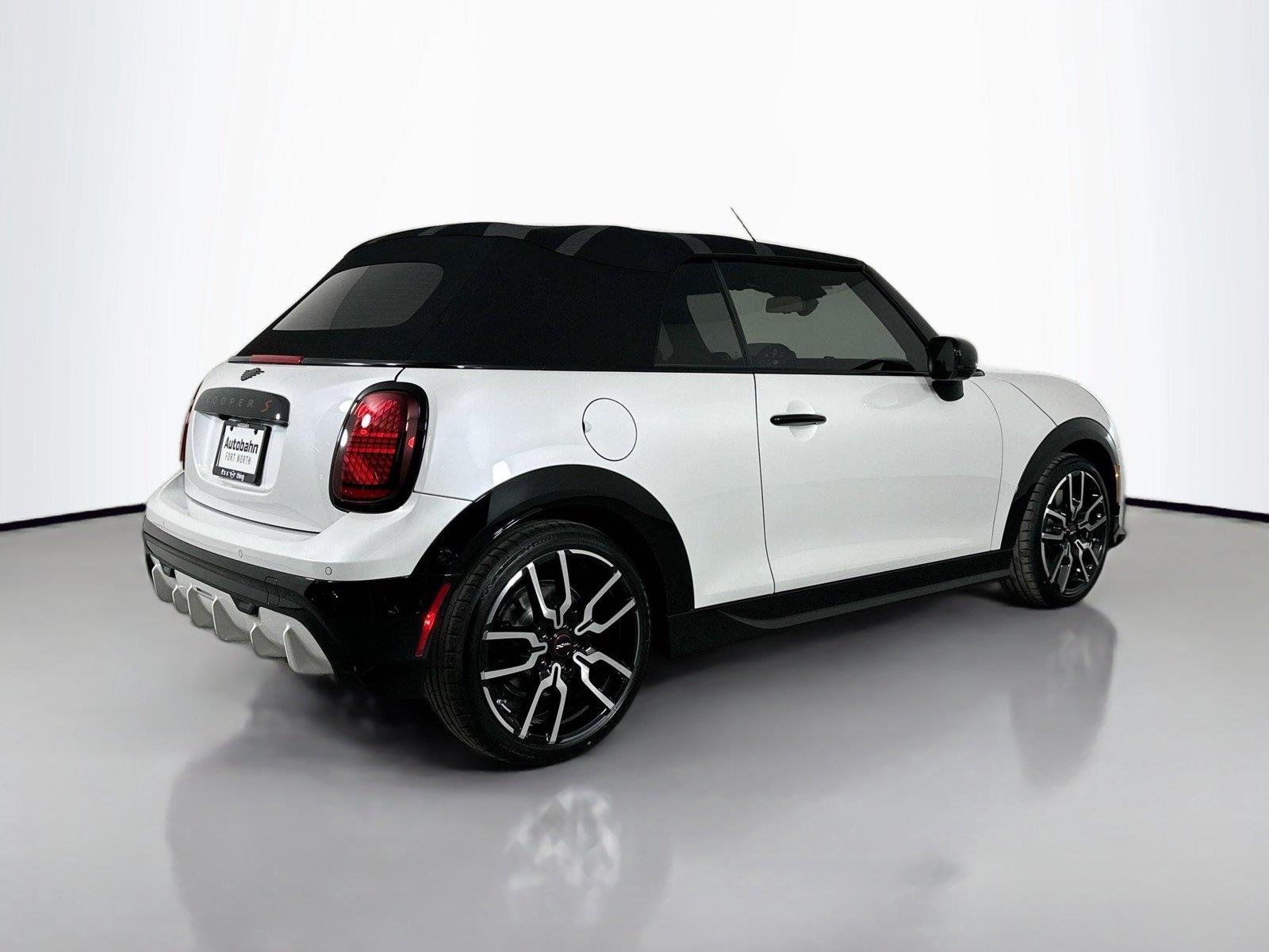 2026 MINI Convertible S - Photo 5