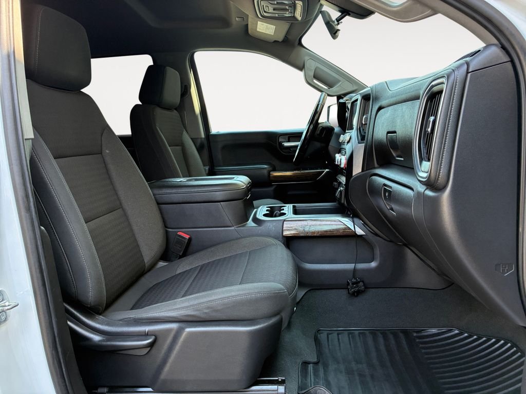 Used 2021 White GMC Elevation image 15