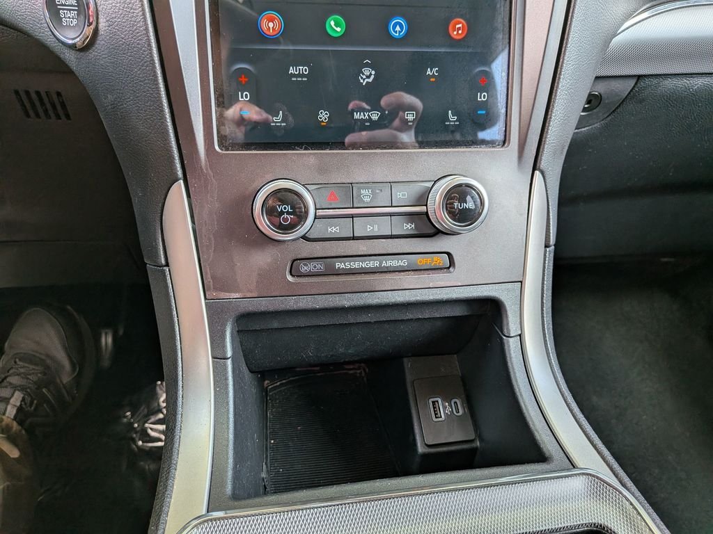 Used 2021 Gray Ford SEL image 33