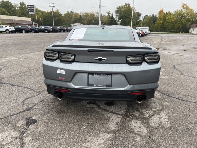 2021 Chevrolet Camaro 2LT photo 4