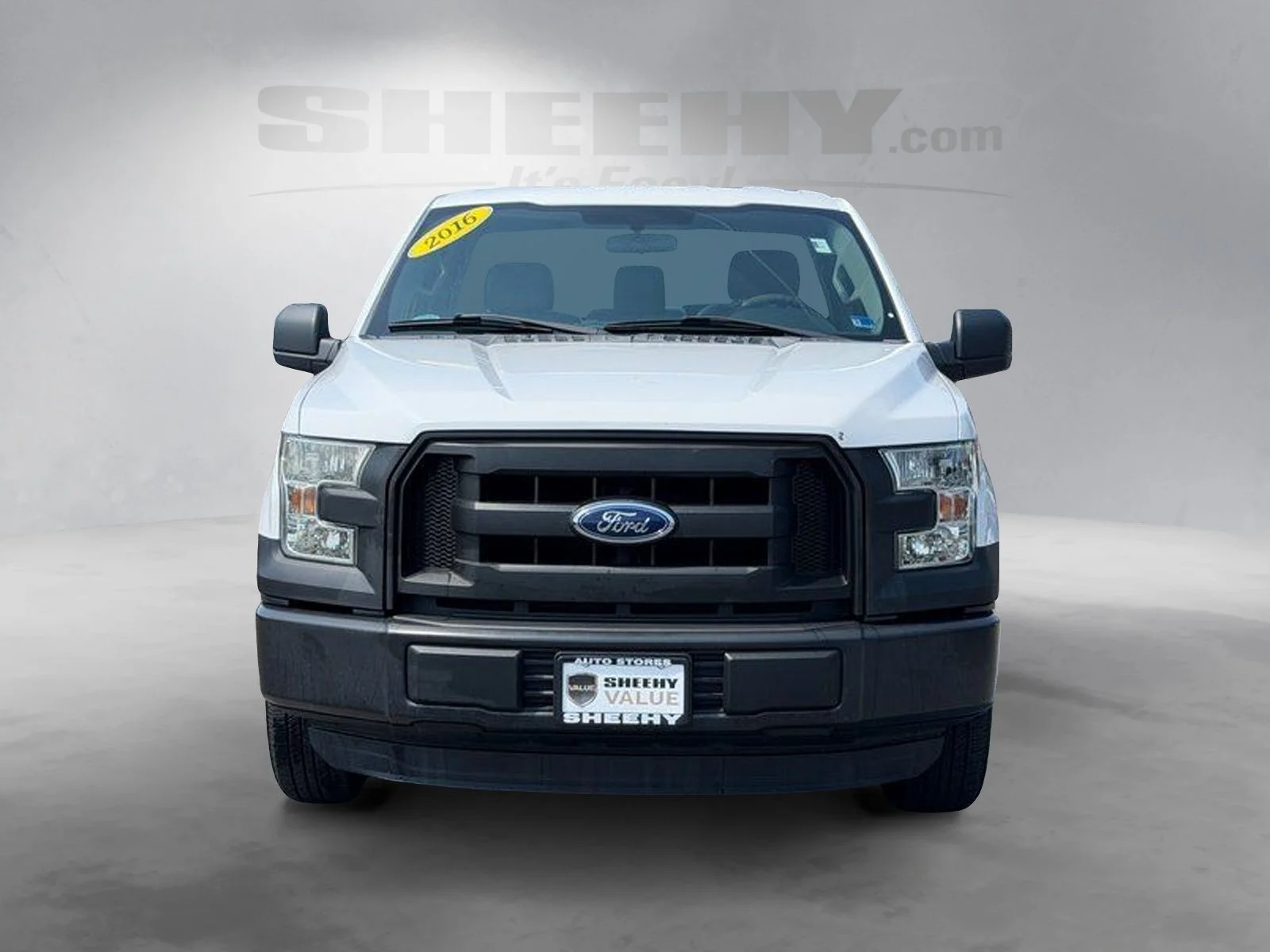 Used 2016 White Ford XL image 16