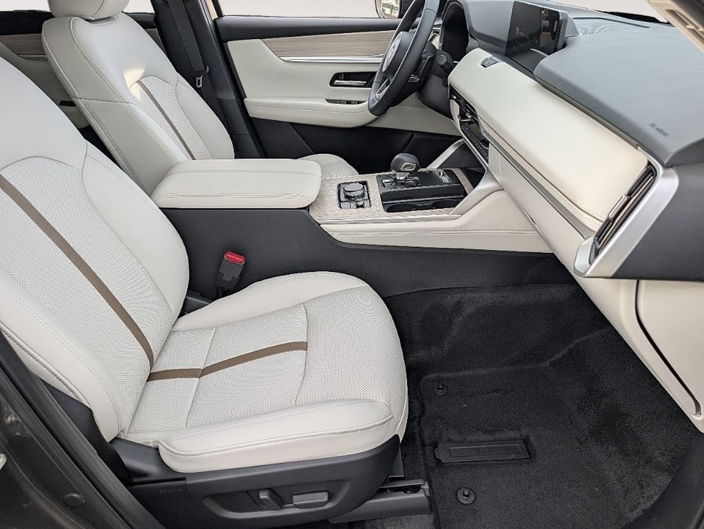 2026 Mazda CX-90 Premium Plus Package - Photo 18