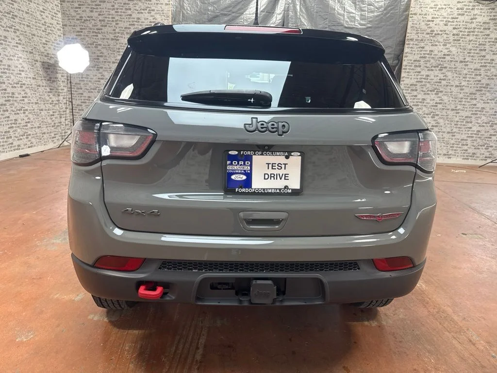 Used 2022 Gray Jeep Trailhawk image 6