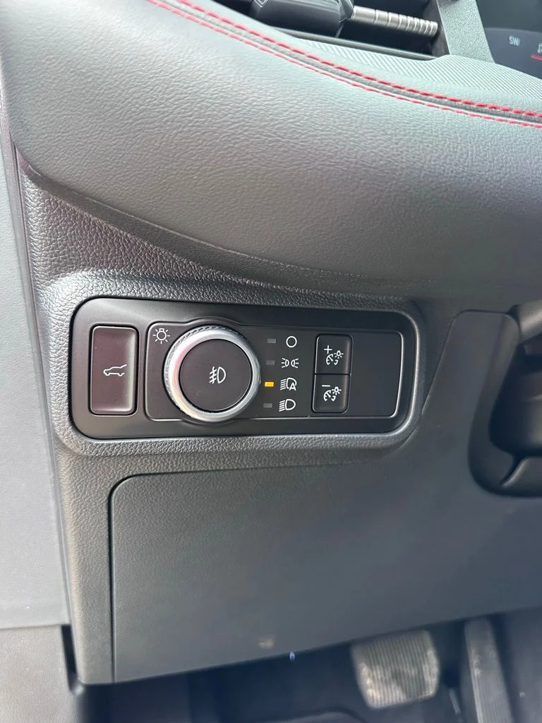 2026 Ford Explorer ST-Line - Photo 13